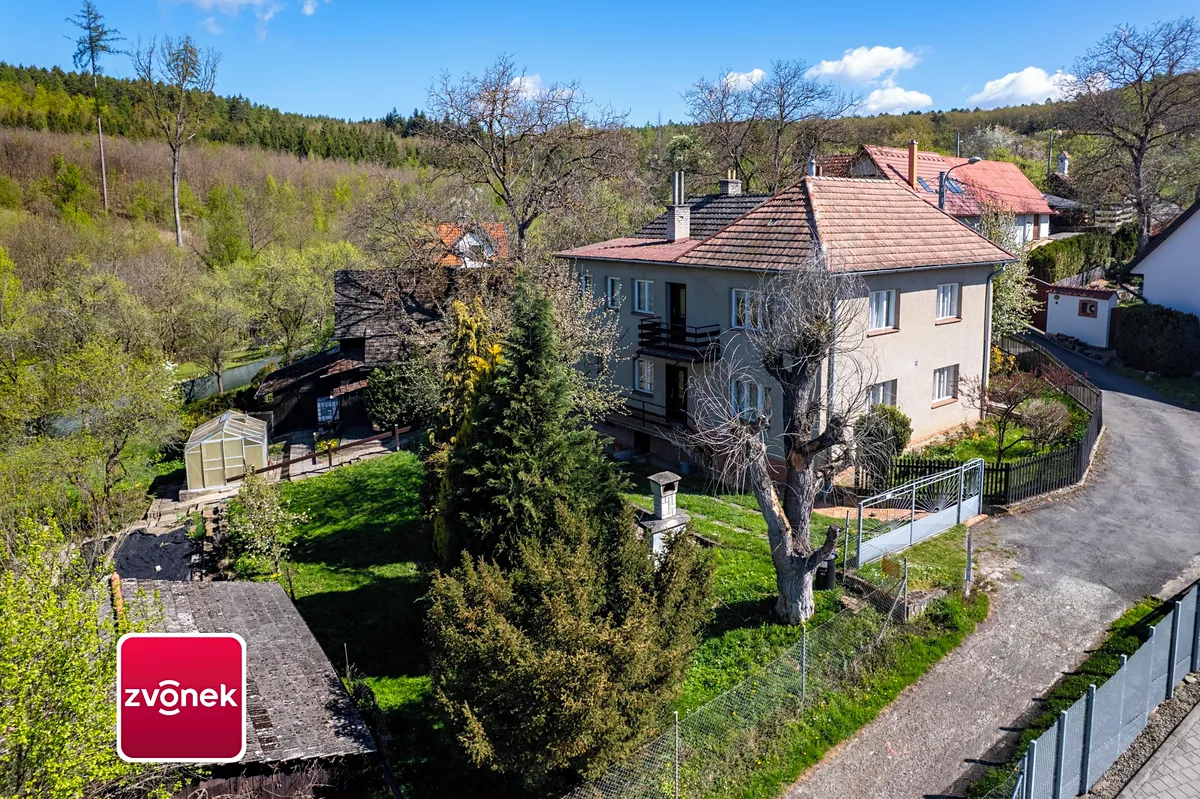 Prodej rodinného domu 180 m², pozemek 4039 m²